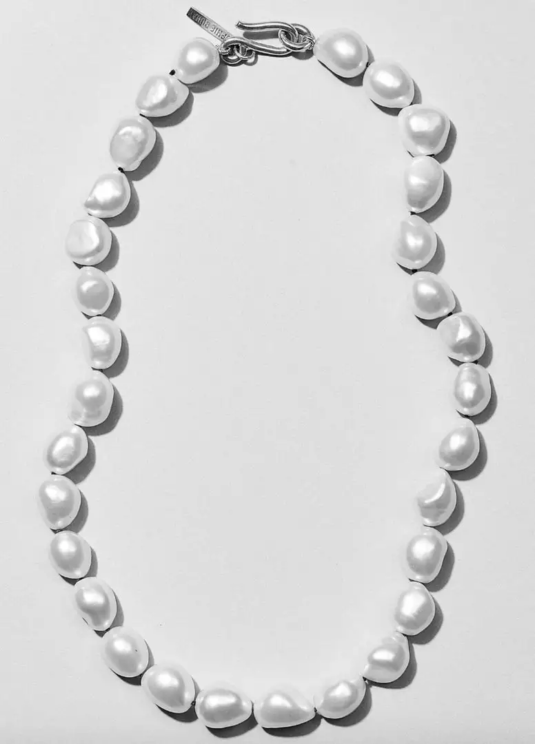 Sophie Buhai Gift Guide Simple Baroque Pearl Collar 3 Sophie Buhai Gift Guide Simple Baroque Pearl Collar
