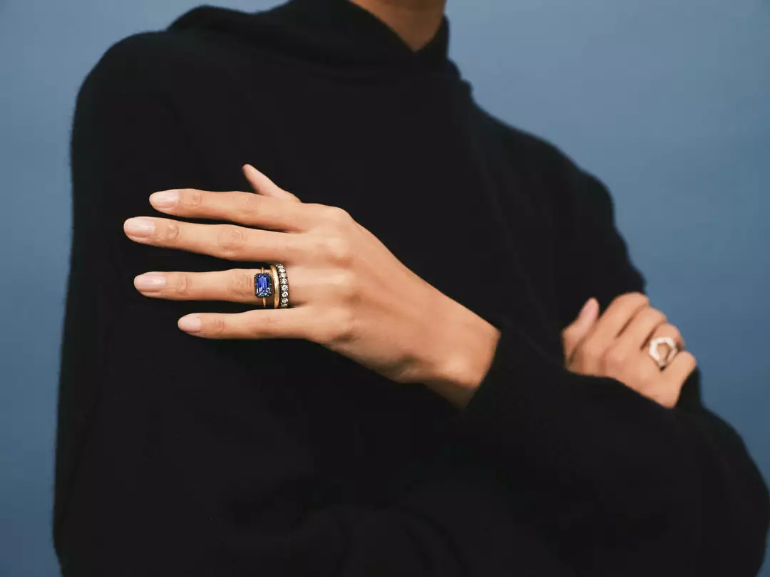 Jessica McCormack Signature Sapphire Ring - Emerald Cut 3.53ct Sapphire East-West Button Back Ring 1 Jessica McCormack Signature Sapphire Ring - Emerald Cut 3.53ct Sapphire East-West Button Back Ring