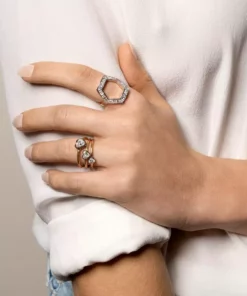 Jessica McCormack Fashion Jewellery Button Back Diamond Ring - Heart Shaped 0.75ct BWG