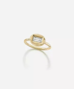 Jessica McCormack On The Rocks Ring - 0.79ct Baguette Cut Diamond East-West Ring Fashion Jewellery