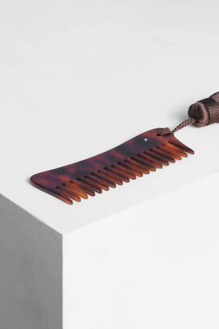 Sophie Buhai Fashion Jewellery Tassel Comb - Tortoise 2 Sophie Buhai Fashion Jewellery Tassel Comb - Tortoise