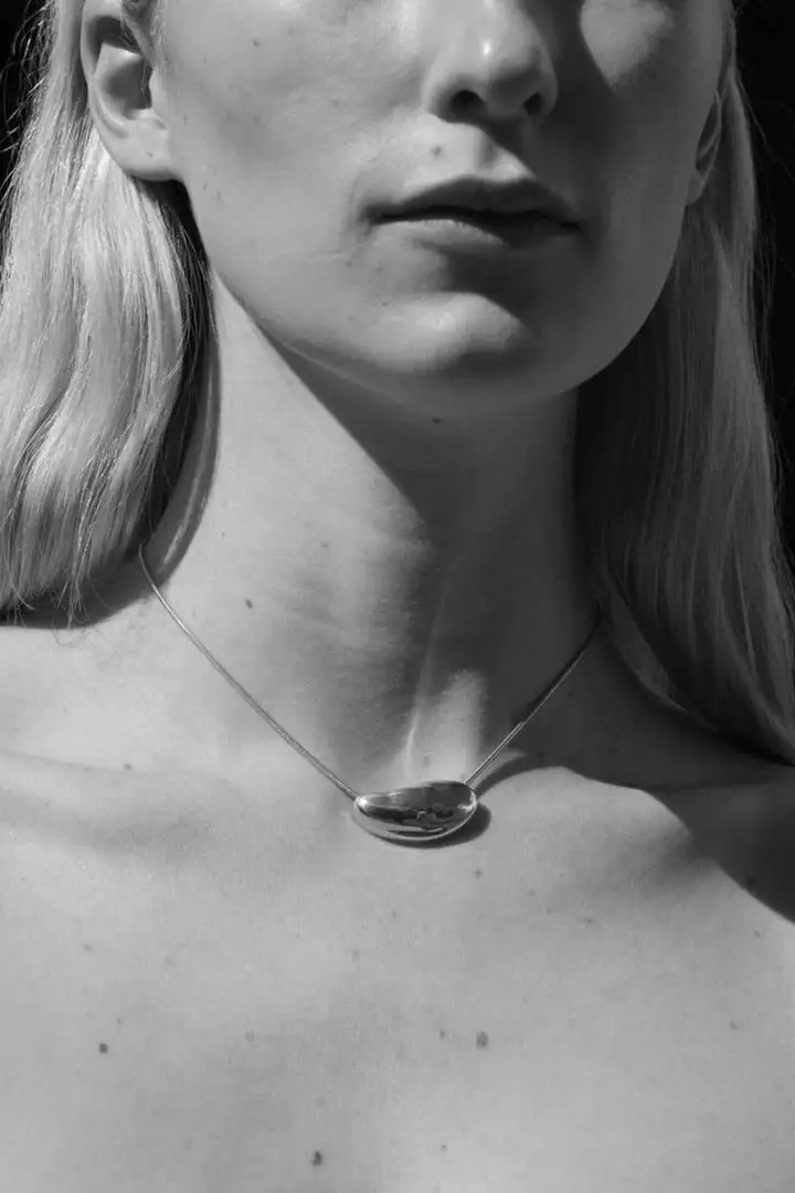 Sophie Buhai Oyster Necklace - Medium 1 Sophie Buhai Oyster Necklace - Medium