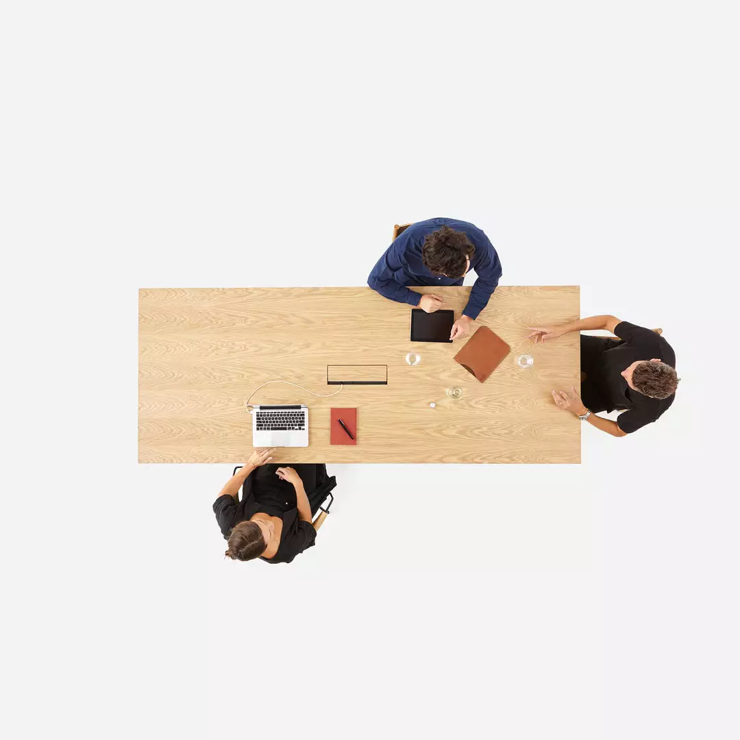 Simon James Underline Meeting Table 1 Simon James Underline Meeting Table