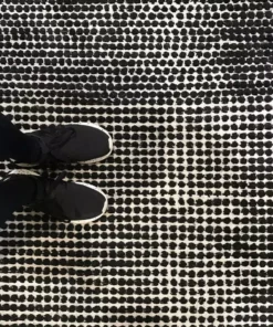 Kvadrat Semis Rug Furniture Lighting