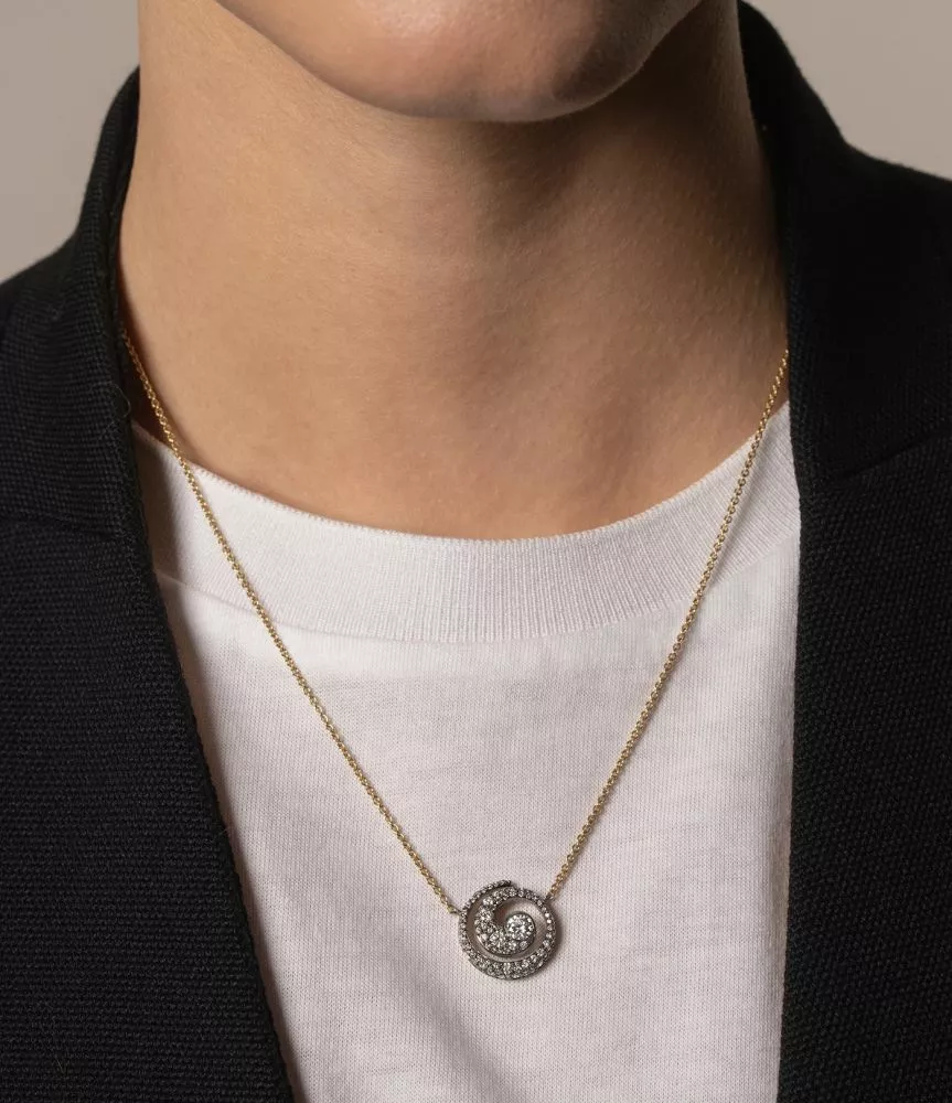 Jessica McCormack Tattoo Diamond Pendant Fashion Jewellery 3 Jessica McCormack Tattoo Diamond Pendant Fashion Jewellery