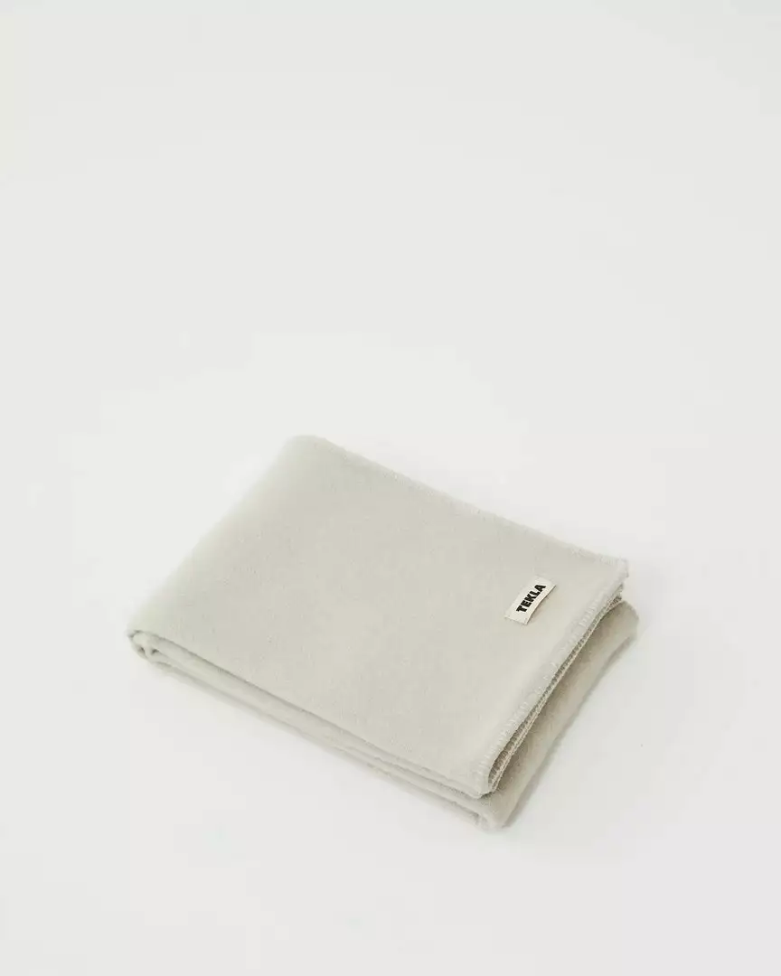 Tekla Home Living Pure New Wool Blanket - Silver Green 3 Tekla Home Living Pure New Wool Blanket - Silver Green